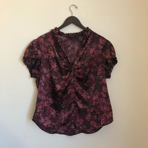🌹Daisy Fuentes SS Floral Top